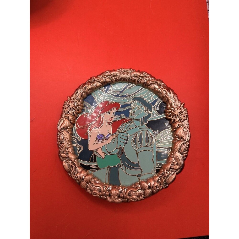 The Walt Disney Company Store Limited Edition Ariel & Eric Pin Dec Twdcs